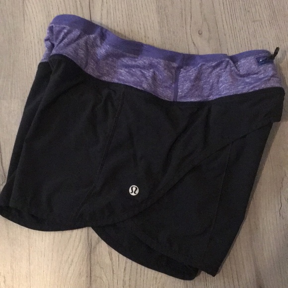 Lululemon Speed Shorts - Picture 3 of 4